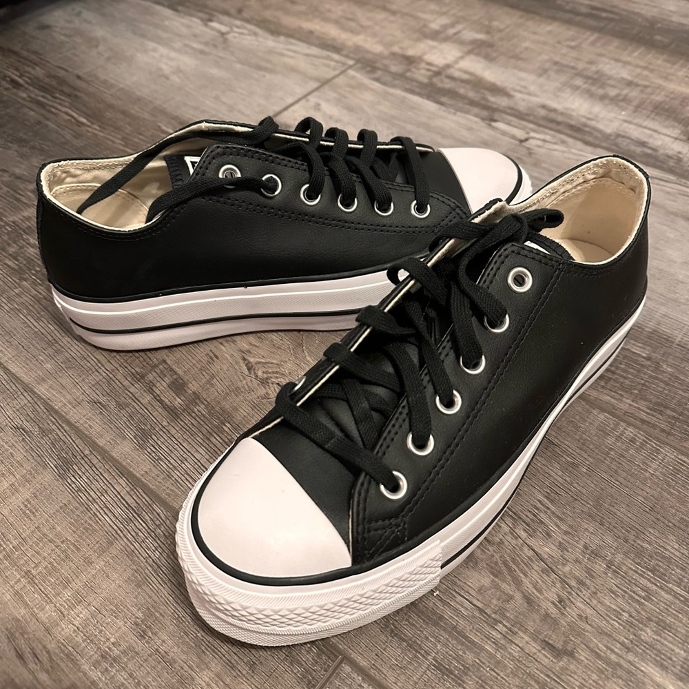 Converse Low Top Platform Leather Shoes